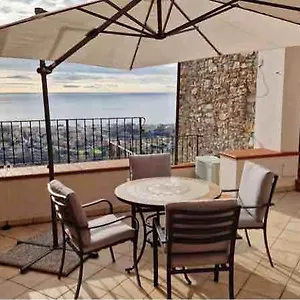 Maison Paradiso: Charme E Relax A Appartamento Pietra Ligure